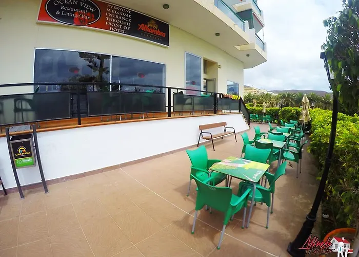 Edificio Comodoro Appartamento *